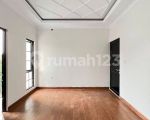 thumbnail-rumah-baru-classic-modern-di-beji-depok-8